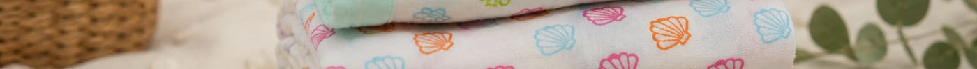 newborn gift hamper clothes