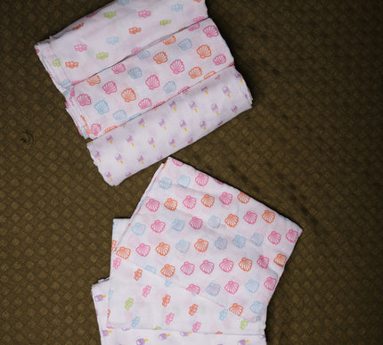 Set of 3 Soft Cotton Muslin Baby Swaddles | Lightweight, Breathable & Gentle Wraps