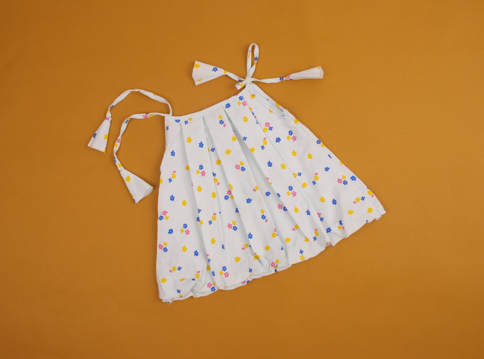 Elegant Floral Frock with Adjustable Shoulder Knot & Bloomers - Image 4