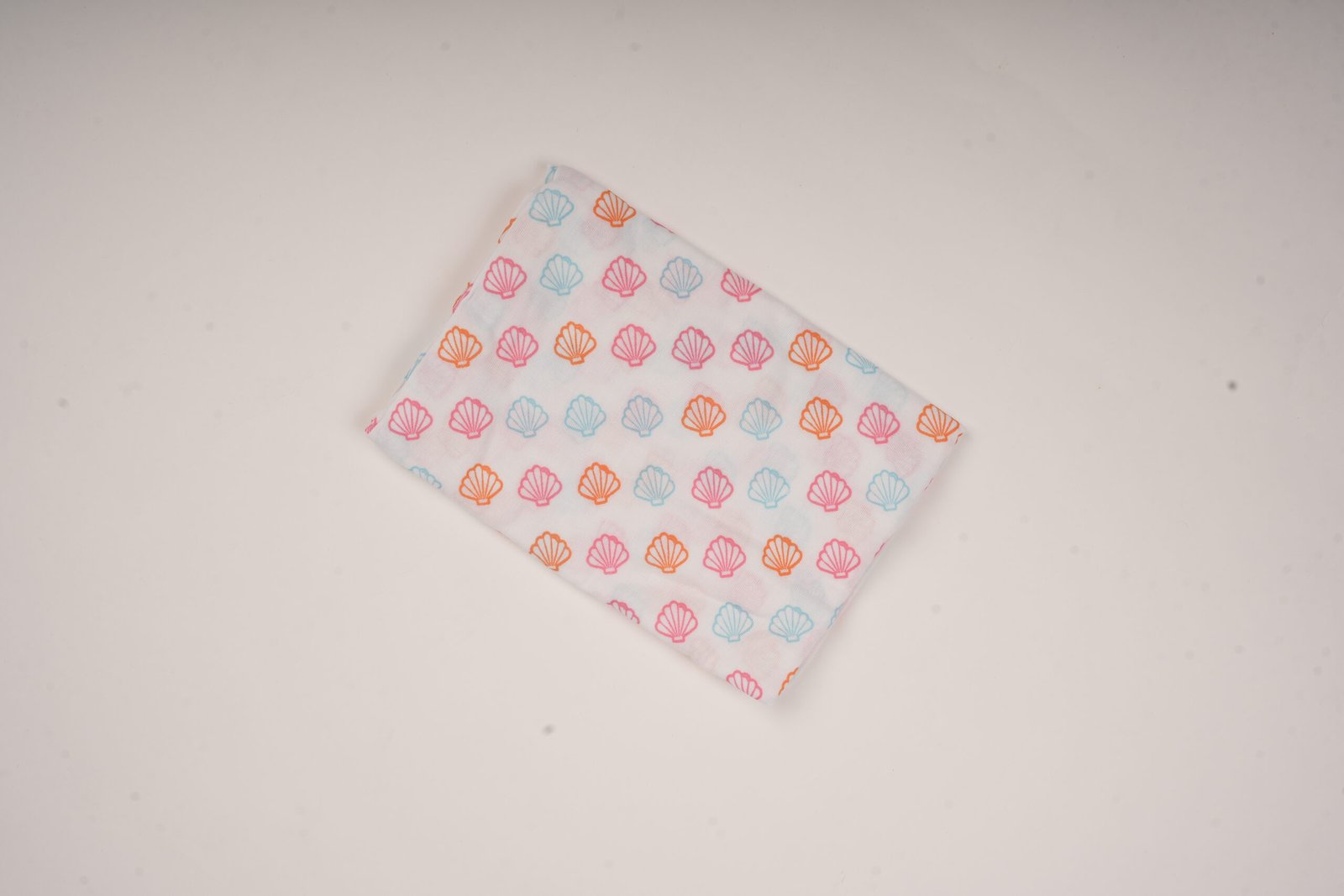 Soft Cotton Muslin Baby Swaddle Blanket | Lightweight & Breathable Swaddle with Seashell Print